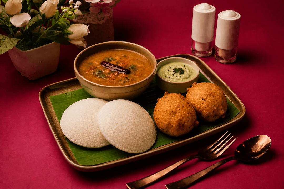 2 Idly, 2 Mysore Bonda